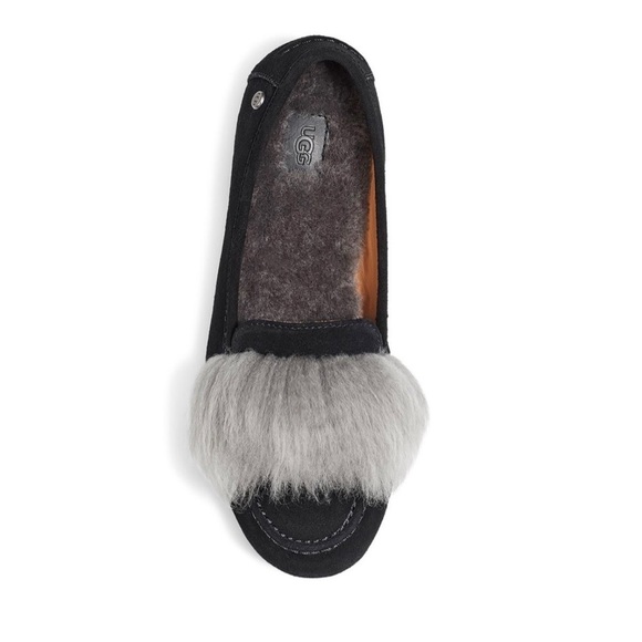 New Women's Ugg Wisp Suede Loafer in Black & Charcoal Size 6 - Picture 3 of 16